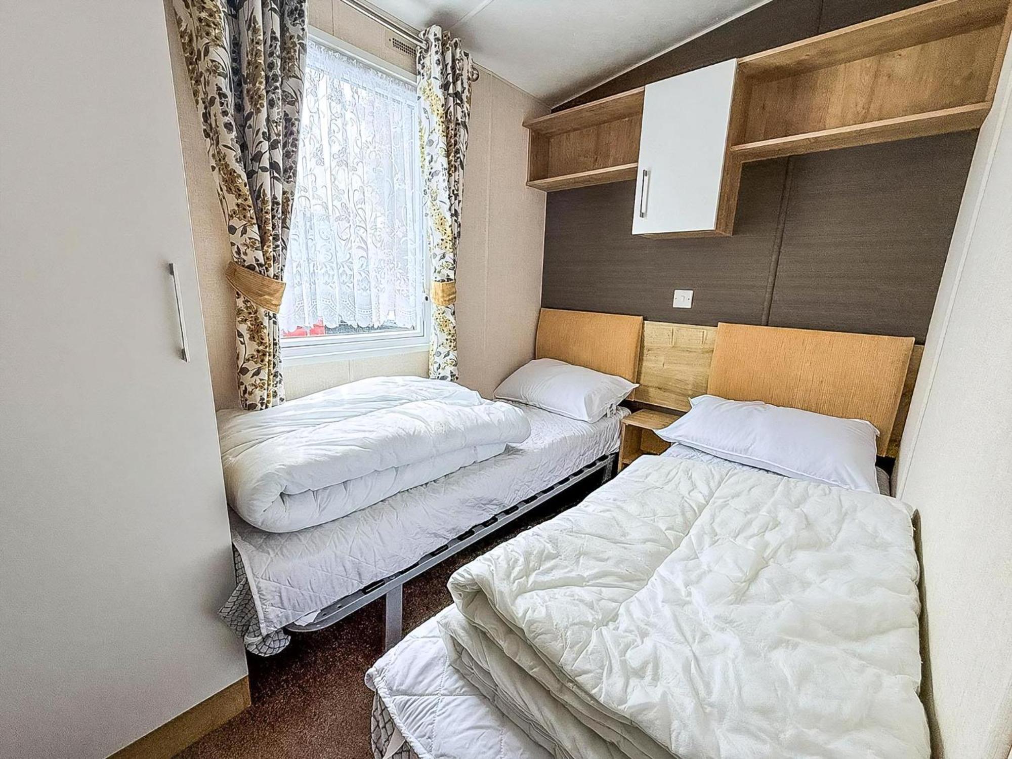 לואסטופט Brilliant Caravan With A Partial Sea View In Suffolk Ref 32026Az מראה חיצוני תמונה