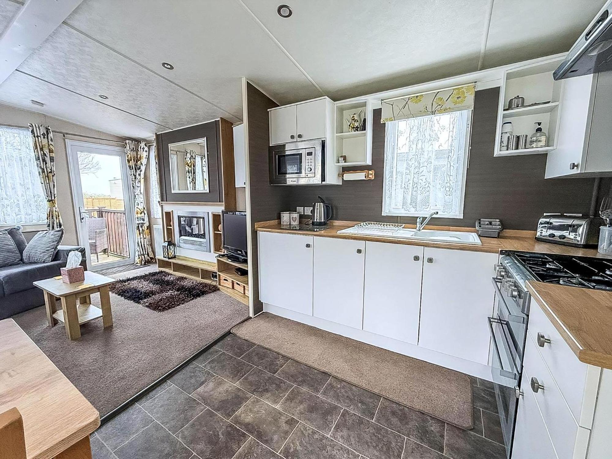 לואסטופט Brilliant Caravan With A Partial Sea View In Suffolk Ref 32026Az מראה חיצוני תמונה